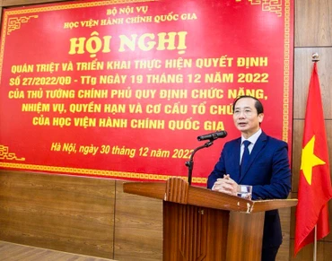 Giám đốc Học viện Hành chính Quốc gia Nguyễn Bá Chiến.