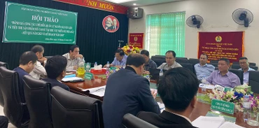 Đại diện lãnh đạo các công ty cổ phần cao-su khu vực miền núi phía bắc dự hội thảo.