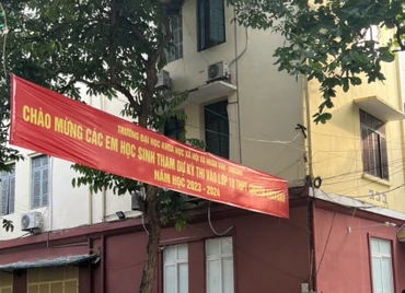 Điểm chuẩn vào lớp 10 Trường chuyên Khoa học xã hội và Nhân văn