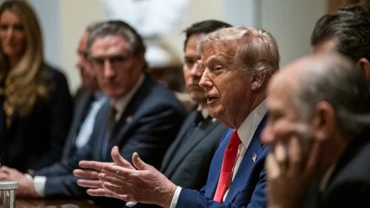 Tổng thống Mỹ Donald Trump trong cuộc họp Nội các ngày 10/4. (Ảnh: The White House)