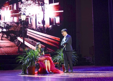 Học sinh chuyên Anh trình diễn nhạc kịch với những thông điệp thú vị về cuộc sống