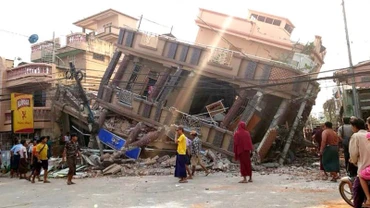 Toà nhà sụp đổ do trận động đất ở Mandalay, Myanmar (Ảnh: UNICEF)