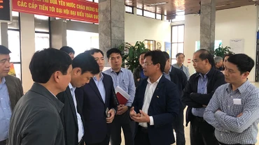 Lãnh đạo Tổng Công ty Đường sắt Việt Nam kiểm tra công tác phục vụ hành khách đợt cao điểm Tết Ất Tỵ.