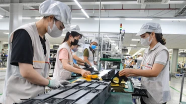 Lao động tại Công ty TNHH Bumjin Electronics Vina, Hàn Quốc, Quảng Ninh. (Ảnh: Thành Đạt)
