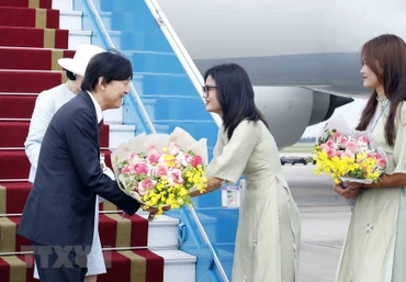 [Ảnh] Hoàng Thái tử Nhật Bản và Công nương bắt đầu thăm chính thức Việt Nam
