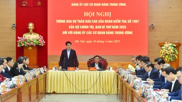 Chủ tịch nước Lương Cường phát biểu tại Hội nghị thông qua Dự thảo Báo cáo của Đoàn kiểm tra số 1907 của Bộ Chính trị, Ban Bí thư năm 2025 đối với Đảng ủy các cơ quan Đảng Trung ương.