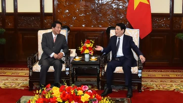 Chủ tịch nước Lương Cường tiếp nguyên Đại sứ đặc biệt Việt Nam - Nhật Bản Sugi Ryotaro.