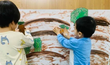 Hoạt động của trẻ tại lớp mầm non (Ảnh minh họa: Mầm non Hạt Vừng)