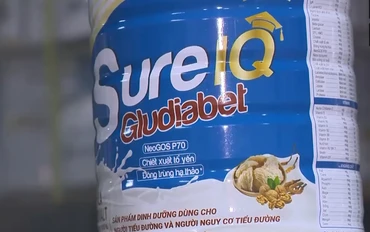 [Video] Khởi tố 8 đối tượng cầm đầu đường dây sản xuất, tiêu thụ sữa bột giả