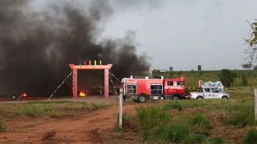 Lực lượng diễn tập phòng thủ.