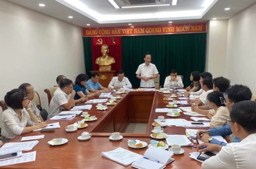 Quang cảnh cuộc họp của Ban tổ chức cuộc thi.