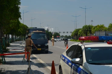 Công an tỉnh Quảng Ninh tăng cường tuần tra, kiểm soát tại các khu vực trung tâm thành phố Hạ Long trong những ngày nghỉ lễ.