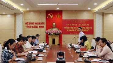 Quang cảnh buổi sinh hoạt chuyên đề.