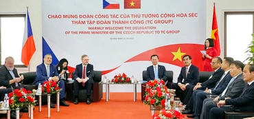 Thủ tướng Cộng hoà Séc làm việc với lãnh đạo tỉnh Quảng Ninh và các doanh nghiệp.