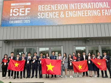 Đoàn học sinh Việt Nam tại Hội thi Khoa học kỹ thuật quốc tế Regeneron ISEF 2025.