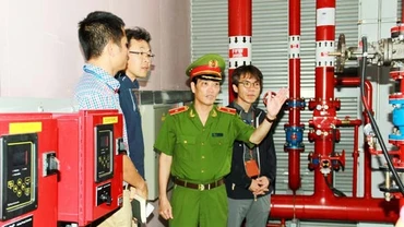 [Video] Hà Nội: 18 nhà cao tầng chưa khắc phục xong vi phạm về PCCC