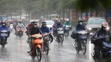 [Video] Miền Bắc trời mát, tiếp tục mưa dông vào chiều tối