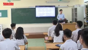 [Video] Hà Nội bổ sung gần 7.800 chỉ tiêu vào lớp 10 trường tư thục