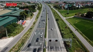 [Video] Cao tốc Cầu Giẽ – Ninh Bình điều chỉnh tổ chức giao thông từ ngày 26/7