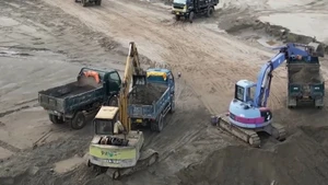 [Video] Khẩn trương tháo gỡ vướng mắc, đẩy nhanh tiến độ các công trình trọng điểm vùng Tây Nam Bộ