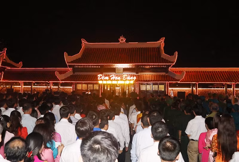 Ngành Y tế Quảng Trị tri ân các Anh hùng liệt sĩ, tiếp tục phát huy truyền thống cách mạng của quê hương.