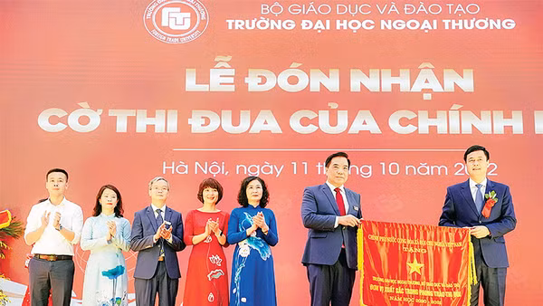 Trường ÐH Ngoại thương: Tiên phong đổi mới sáng tạo trong đào tạo nguồn nhân lực chất lượng cao, gắn với trách nhiệm xã hội và phục vụ cộng đồng 