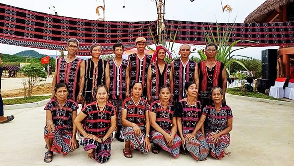 Một hoạt động lễ hội văn hóa của người đồng bào dân tộc thiểu số tại huyện A Lưới, thành phố Huế.