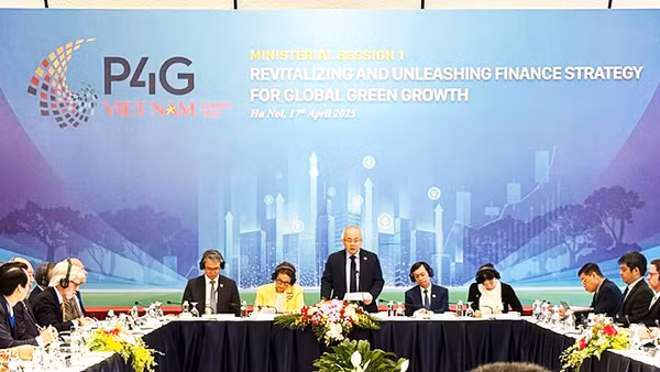 Phiên thảo luận về tài chính xanh trong khuôn khổ Hội nghị cấp cao P4G.