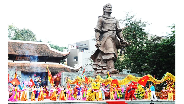 Lễ hội gò Đống Đa. Ảnh: HẢI NAM