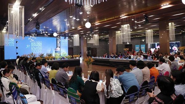 Quang cảnh hội nghị.