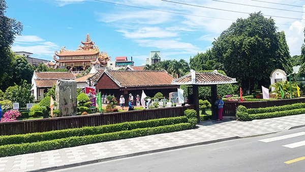 Tháng 5 thăm Trường Dục Thanh