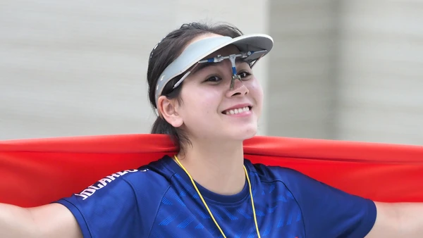 Xạ thủ trẻ Trịnh Thu Vinh. 