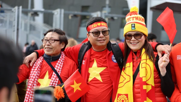 [Ảnh] Cổ động viên Việt Nam đến New Zealand cổ vũ đội tuyển nữ