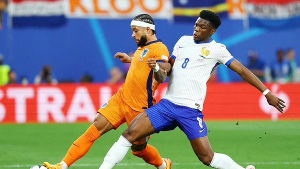 Pháp và Hà Lan cùng có 4 điểm sau 2 lượt trận vòng bảng. (Ảnh: UEFA)