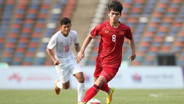 Khuất Văn Khang ảnh hưởng không nhỏ tới lối chơi của U22 Việt Nam. (Ảnh: VOV)