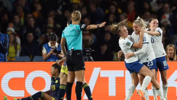 Đội tuyển nữ Anh lội ngược dòng thành công. (Ảnh: Getty)