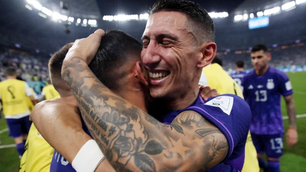 Nhìn lại World Cup ngày thứ 11: Argentina trở lại vị thế, Australia đột phá vòng bảng