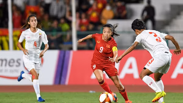 Huỳnh Như mở tỷ số cho tuyển nữ Việt Nam ở phút 12. (Ảnh: VOV)