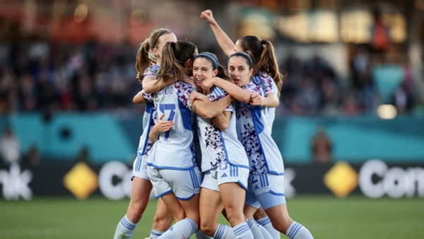 Niềm vui của các cầu thủ đội tuyển nữ Tây Ban Nha. (Ảnh: Reuters)