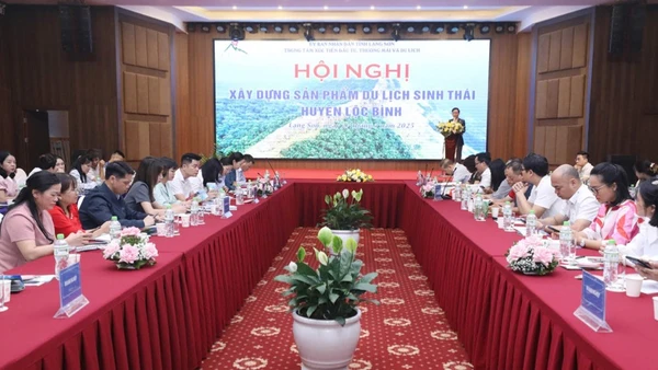 Hội nghị Xây dựng sản phẩm du lịch sinh thái huyện Lộc Bình (tỉnh Lạng Sơn).