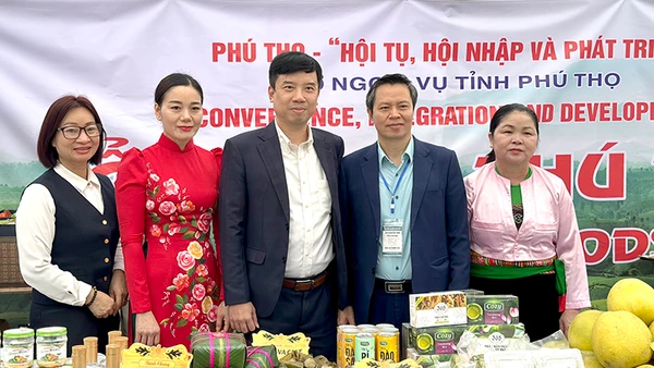 Sản phẩm OCOP tỉnh Phú Thọ được giới thiệu tại Liên hoan Ẩm thực quốc tế năm 2023.