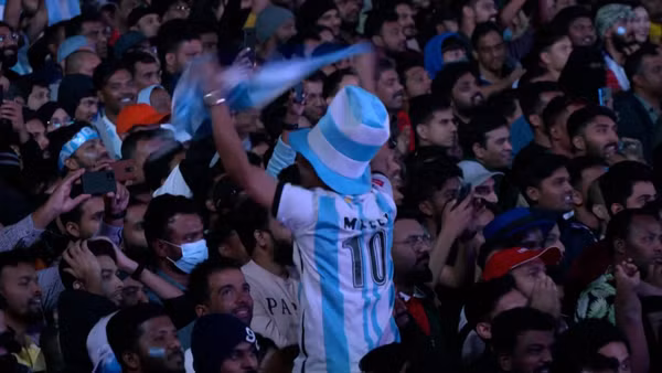 Người hâm mộ Argentina ăn mừng chức vô địch World Cup