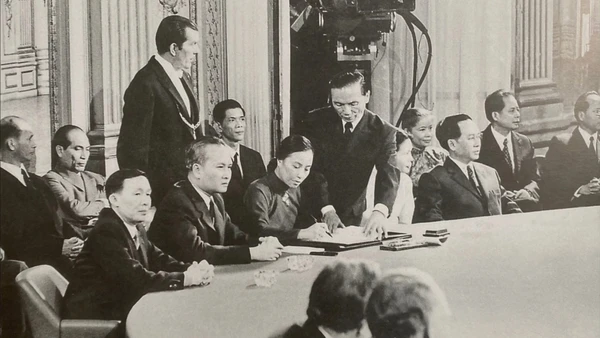 Đảng lãnh đạo đấu tranh tại Hội nghị Paris