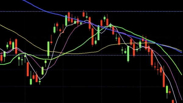 [Infographic] Chứng khoán ngày 19/3: VN-Index đang tích lũy trong biên độ hẹp, giảm 14,7 điểm 