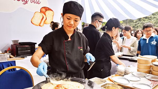 Trải nghiệm ẩm thực, văn hóa Pháp tại Hà Nội