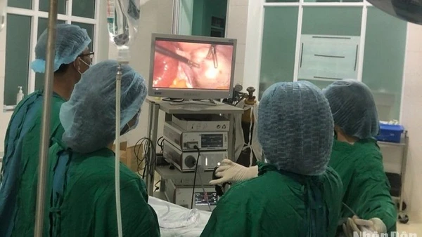 Hiện nay đội ngũ bác sĩ của ngành Y tế Đắk Nông đã từng bước làm chủ các thiết bị hiện đại, thực hiện thành công các ca phẫu thuật yêu cầu trình độ chuyên sâu..., đáp ứng yêu cầu ngày càng cao của nhân dân. 