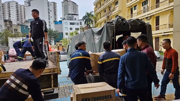 [Video] 25 cán bộ, chiến sĩ Công an hỗ trợ Myanmar khắc phục động đất