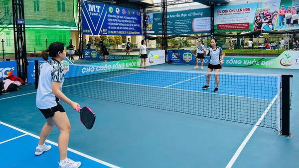 Các trận đấu ở Giải Pickleball – Tranh Cúp Trimico năm 2025 diễn ra sôi nổi. 
