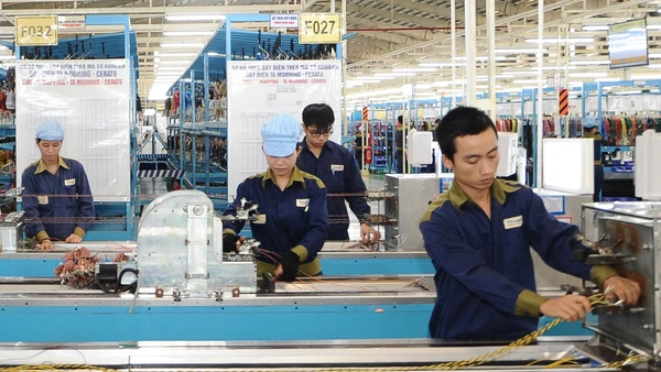 Nhiều tập đoàn kinh tế tư nhân mạnh, có tiềm lực, có sức cạnh tranh lớn đang phát huy vai trò mở đường dẫn dắt các ngành, lĩnh vực quan trọng của nền kinh tế Việt Nam. Ảnh HẢI NAM