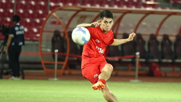 Thủ lĩnh mới nơi hàng tiền vệ